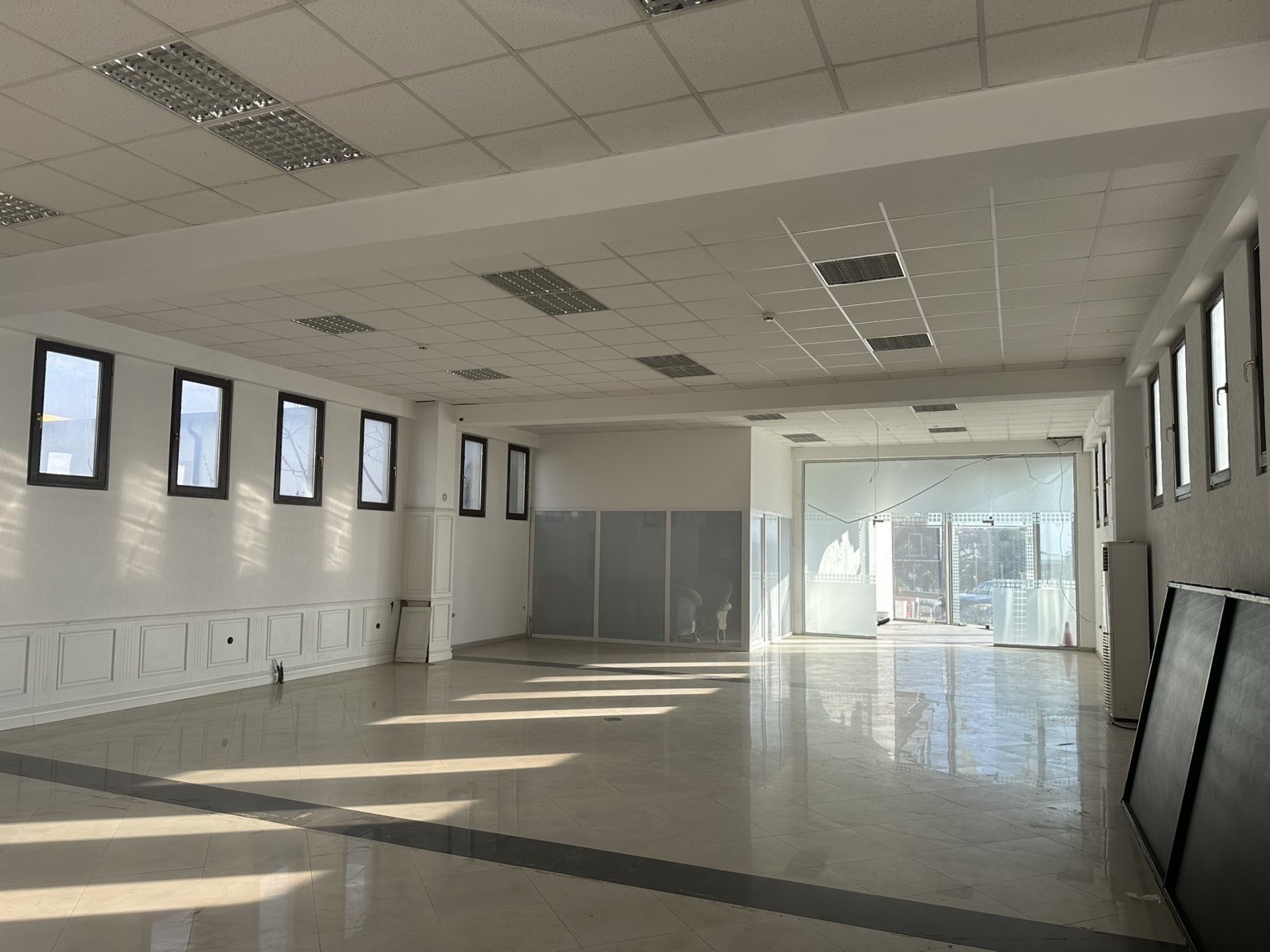 #50 Lokal 200m2 #MeQera ne Veternik - Image 3